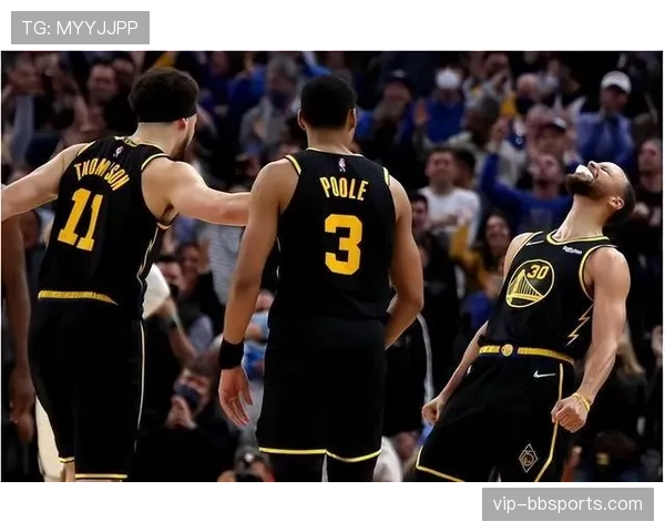 深圳季后赛频繁使用五小阵容，空间利用与快速转换成关键